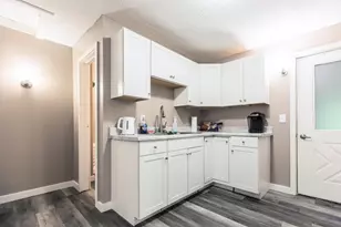 11 Cleveland St, Rochester, NH 03867 - Photo 7