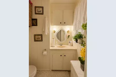 145 E Hollis Street, Nashua, NH 03060 - Photo 11