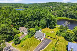 27 Old Manchester Rd, Raymond, NH 03077 - Photo 11