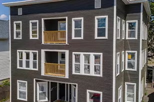 51 Ash St, Manchester, NH 03104 - Photo 3