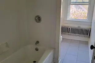 190 Ray St, Manchester, NH 03104 - Photo 19