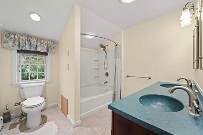8 Forest Street, Londonderry, NH 03053 - Photo 33