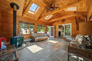 8 Forest St, Londonderry, NH 03053 - Photo 21