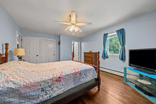 8 Forest St, Londonderry, NH 03053 - Photo 25