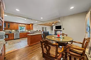 8 Forest St, Londonderry, NH 03053 - Photo 13