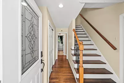8 Forest Street, Londonderry, NH 03053 - Photo 9