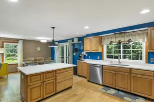 13 Durell Dr, Newmarket, NH 03857 - Photo 9