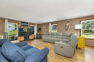 13 Durell Dr, Newmarket, NH 03857 - Photo 17
