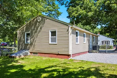 60 W Elmwood Avenue, Manchester, NH 03103 - Photo 23