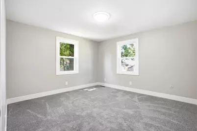 60 W Elmwood Avenue, Manchester, NH 03103 - Photo 13