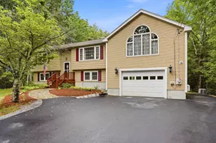 6 Birch Ct, Raymond, NH 03077 - Photo 1