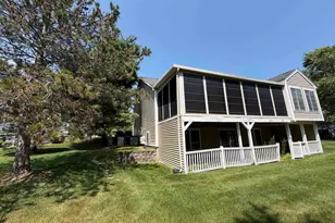 12 Twin Pond Cir, Exeter, NH 03833 - Photo 3