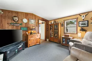 38 Pine St, Hinsdale, NH 03451 - Photo 3