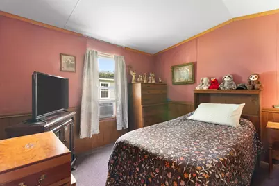 38 Pine Street, Hinsdale, NH 03451 - Photo 5