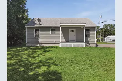 2 Evelyn Avenue, Raymond, NH 03077 - Photo 1