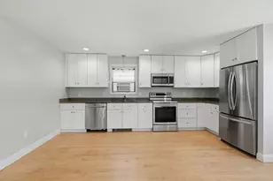 2 Evelyn Ave, Raymond, NH 03077 - Photo 9