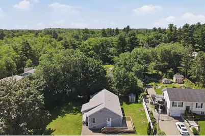 2 Evelyn Avenue, Raymond, NH 03077 - Photo 1