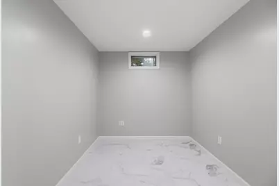 2 Evelyn Avenue, Raymond, NH 03077 - Photo 29