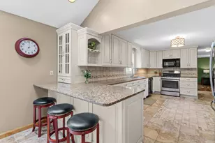 21 Kristin Dr, Derry, NH 03038 - Photo 25