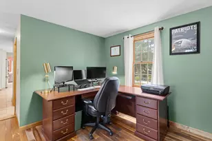 21 Kristin Dr, Derry, NH 03038 - Photo 39
