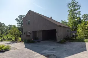 48 Coburn Woods Dr, Nashua, NH 03063 - Photo 3