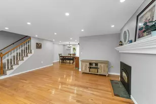 69 Fieldstone Dr, Londonderry, NH 03053 - Photo 7