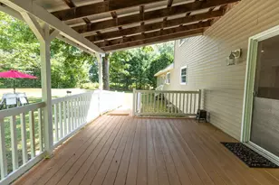 20 Wildwood Ave, Claremont, NH 03743 - Photo 7