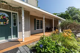 20 Wildwood Ave, Claremont, NH 03743 - Photo 5