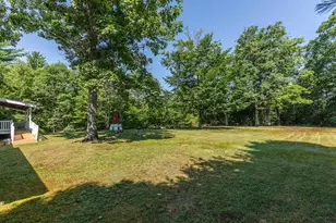 20 Wildwood Ave, Claremont, NH 03743 - Photo 9