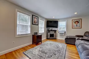 29 Mary Batchelder Rd, Hampton, NH 03842 - Photo 13