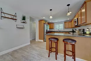 29 Mary Batchelder Rd, Hampton, NH 03842 - Photo 5