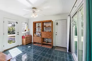 210 Hanover St, Hartford, VT 05001 - Photo 21