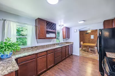 210 Hanover Street, Hartford, VT 05001 - Photo 17