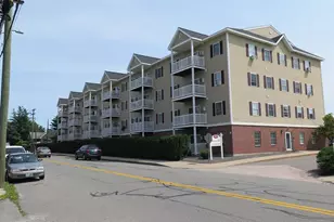 18 Harbor Ave, Nashua, NH 03060 - Photo 3