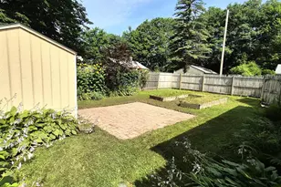 20 Bay St, Claremont, NH 03743 - Photo 7