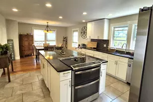20 Bay St, Claremont, NH 03743 - Photo 13