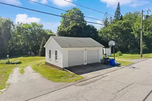 11 Summer St, Goffstown, NH 03045 - Photo 5
