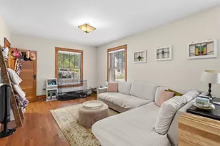 11 Summer St, Goffstown, NH 03045 - Photo 9
