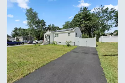 8 Haigh Avenue, Salem, NH 03079 - Photo 3