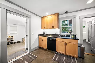 22 1/2 Baker Street, Dover, NH 03820 - Photo 13