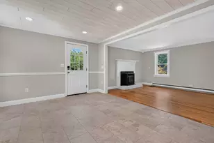 7 Homestead Dr, Derry, NH 03038 - Photo 11