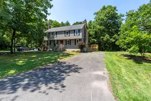 7 Homestead Dr, Derry, NH 03038 - Photo 1