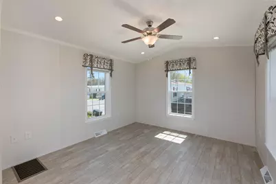 53 Brookwood Drive, Salem, NH 03079 - Photo 5