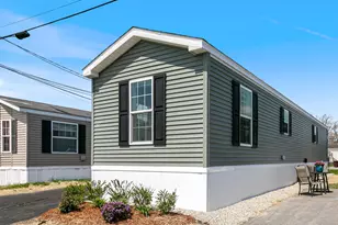 53 Brookwood Dr, Salem, NH 03079 - Photo 15