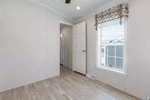 53 Brookwood Dr, Salem, NH 03079 - Photo 13