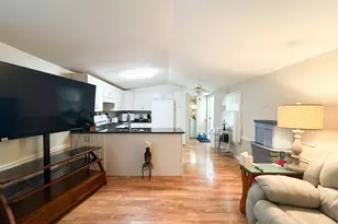 26 Edgewood Dr, Allenstown, NH 03275 - Photo 9