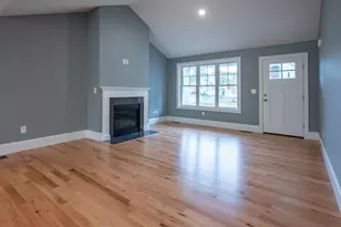 21 Wilderness Dr, Nashua, NH 03062 - Photo 7