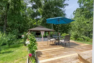 25 Bedard Ave, Derry, NH 03038 - Photo 9