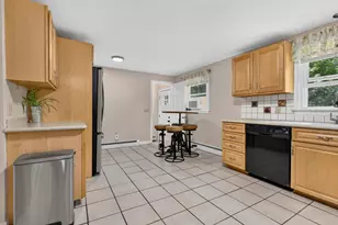 25 Bedard Ave, Derry, NH 03038 - Photo 21