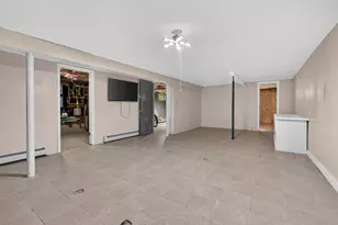 25 Bedard Ave, Derry, NH 03038 - Photo 39